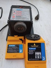 Plasplugs Power Base W/ Knife Scissors & Drill Sharpener Tested/Working