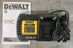 DeWALT DCB1106 6 AMP Battery Fast Charger 12, 20 & 60 Volt 60V 20V 12V